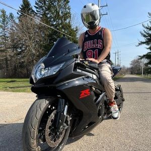 Meet your Posher, Asim